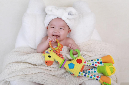 黔西南6岁宝宝掉头发正常吗